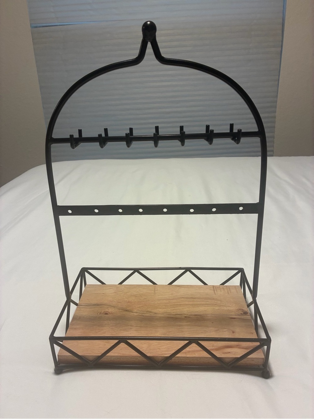 Black Metal and Wood Jewelry Organizer Stand - Unisex Modern look